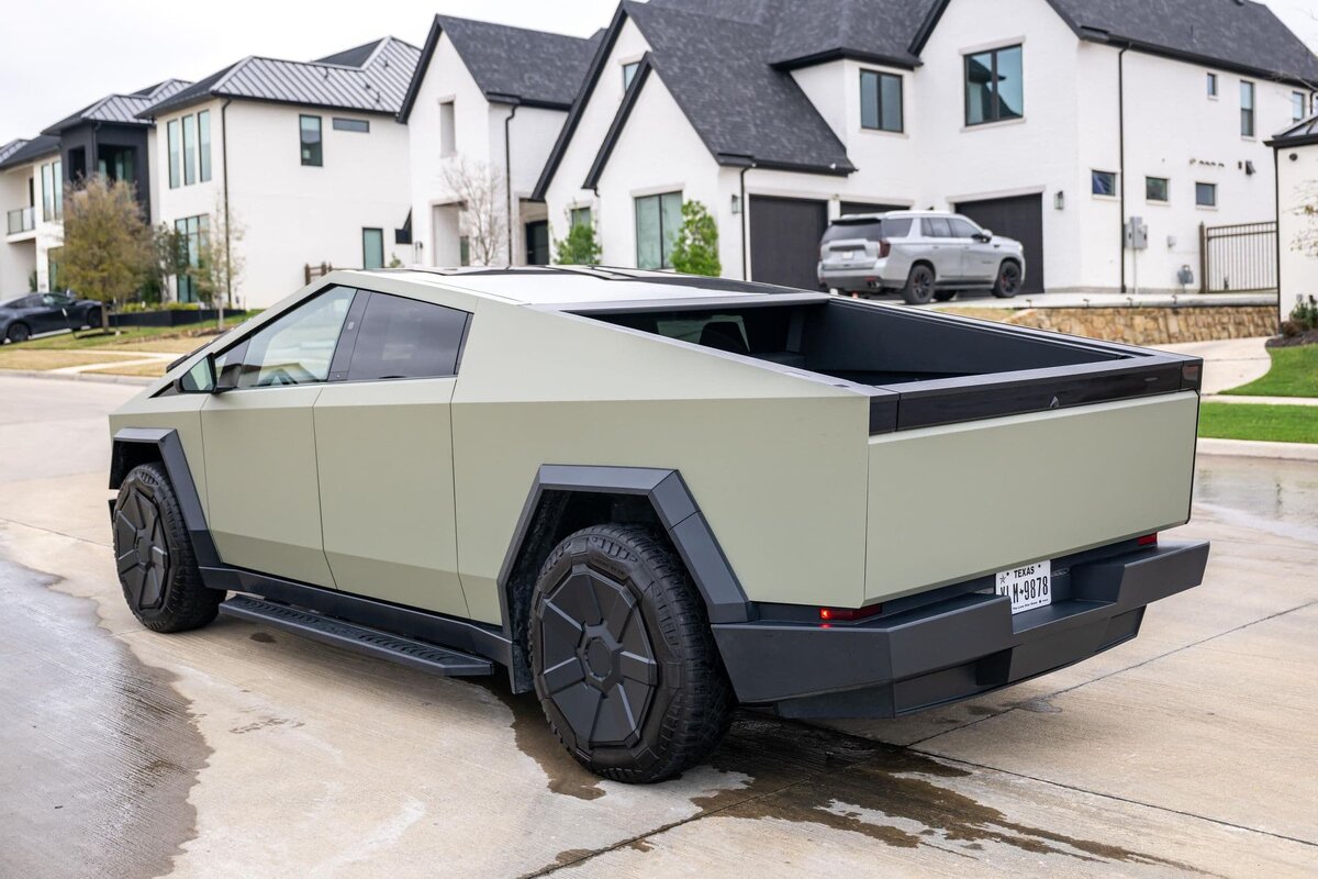     Tesla Cybertruck Long Range RWD