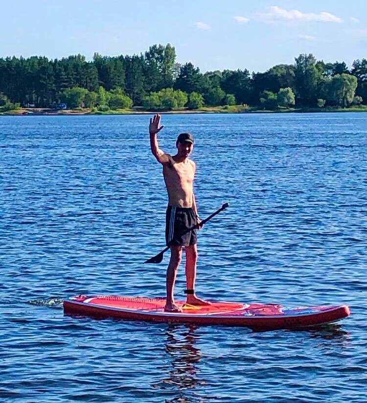 Для людей, которые живут в ритме сложных проектов, переговоров и постоянных экранов, такие пространства, как Вирский карьер, становятся редкостью