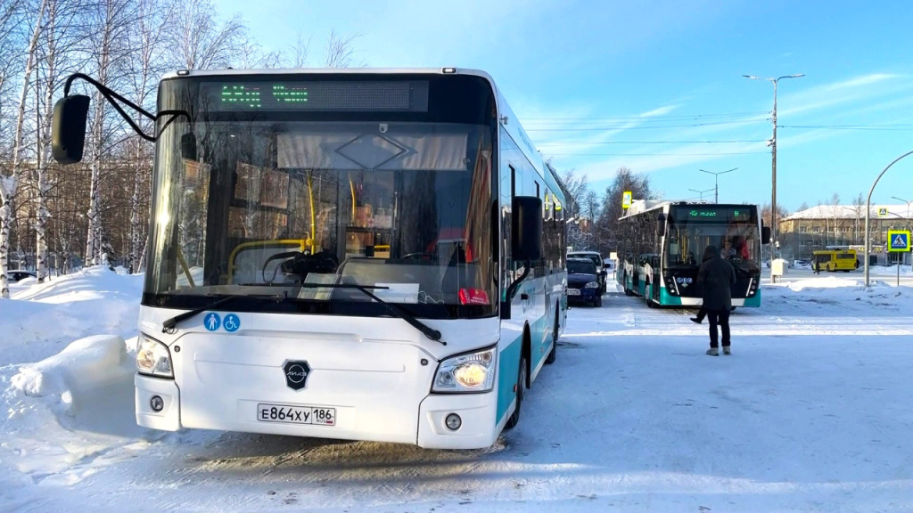    Губернатор Югры: ЦУР ведёт мониторинг всех резонансных тем, включая работу общественного транспорта