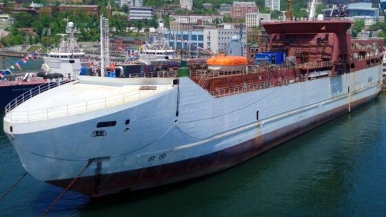     Фото: Амурский судостроительный завод