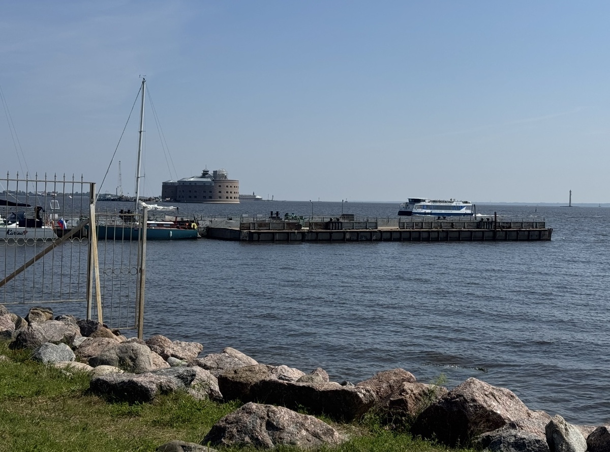 Финский залив у берегов Кронштадта, фото автора