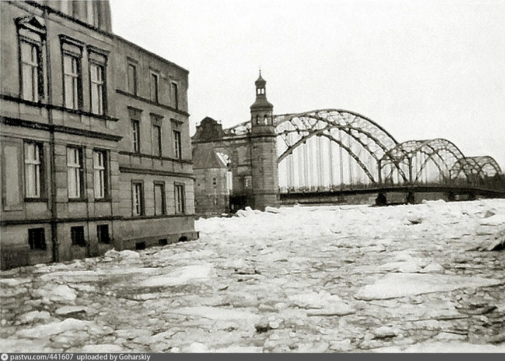 Довоенный вид на улицу Базарная
