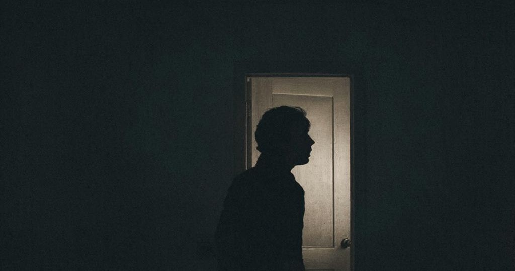 (Часть 2)Топ-4 самых жутких историй с призраками и загадочными звуками Цикл: Паранормальные явления в прямом эфире