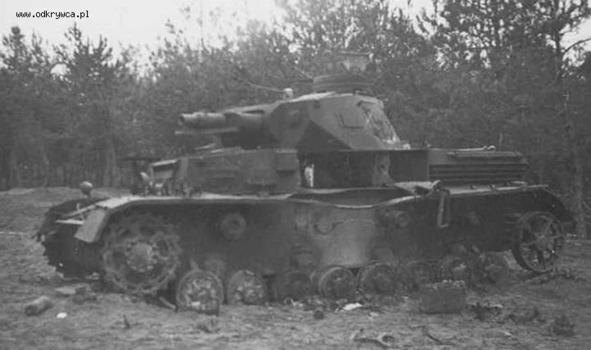 Фото подбитого танка PzKpfw. IV, которым (предположительно) командовал обер-лейтенант Виктор Альбрехт фон Ратибор