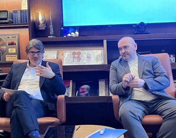 Сов­мес­тное ис­сле­дова­ние фон­да раз­ви­тия ки­бер­бе­зопас­нос­ти "Сай­бе­рус" и Ин­сти­тута эко­номи­ки рос­та им. П.А. Сто­лыпи­на. Ис­пол­ни­тель­ный ди­рек­тор Ин­сти­тута эко­номи­ки рос­та им. П.А. Сто­лыпи­на Ан­тон Сви­риден­ко (сле­ва; фо­то ComNews)