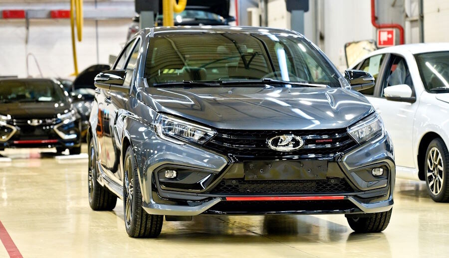 Наконец-то объявлена цена новой Лады Весты Спорт