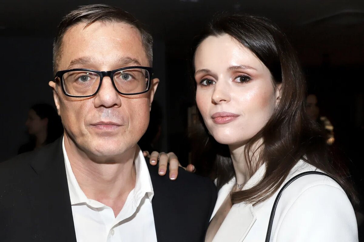 Алексей Макаров с молодой женой. Фото: КП