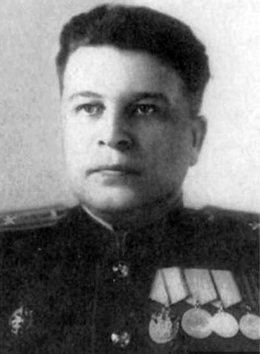 О. М. Грибанов во время службы в УНКГБ СССР по Свердловской области (фото из Яндекс. Картинки)