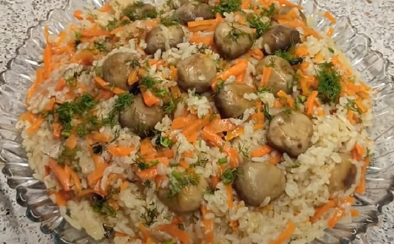 Постный плов с шампиньонами: как приготовить насыщенное и ароматное блюдо без мяса