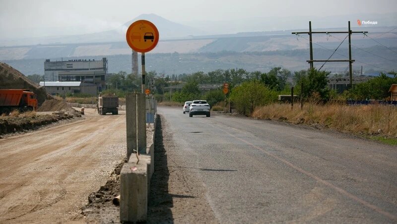    На дорогах Ставрополья заменят гравийное покрытие на асфальтобетонное Фото: Валерия Алтухова / / ИА «Победа26»