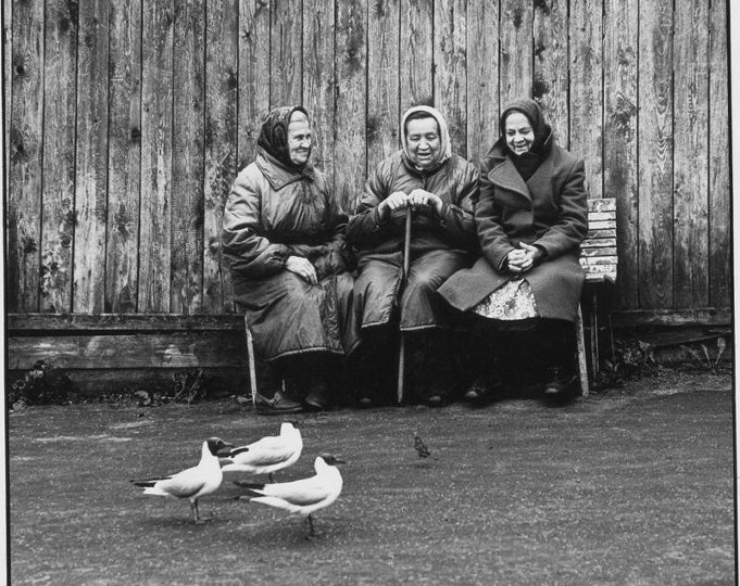 «Это твоя родина, сынок!»: честные снимки России 90-х годов