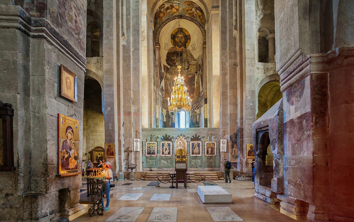 Внутри храма Светицховели, Мцхета, Грзуия
