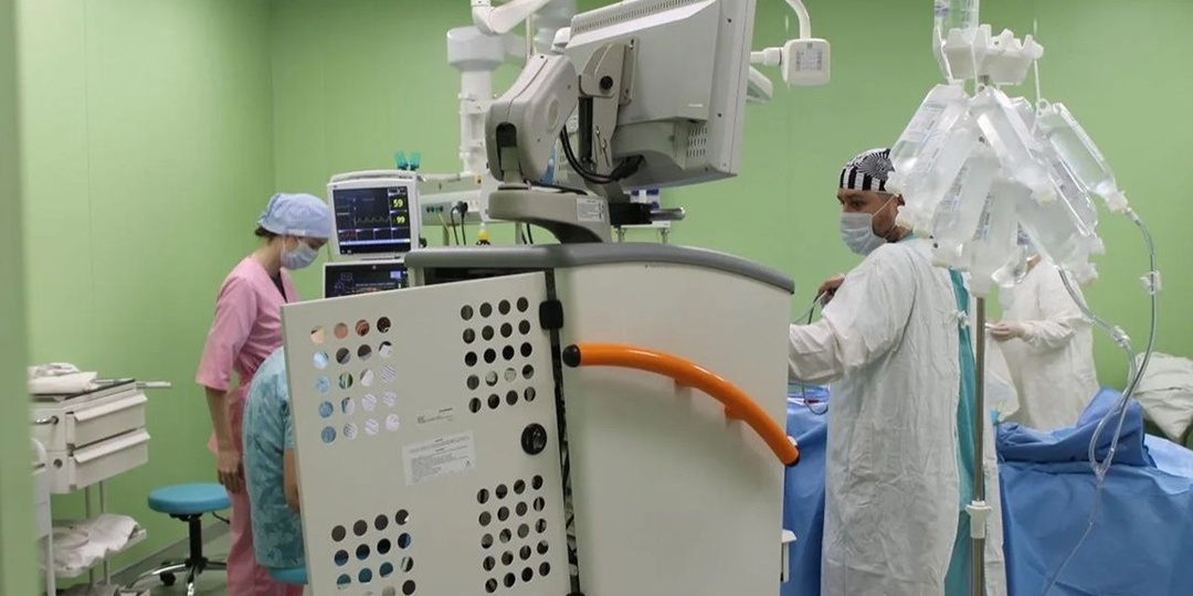 Врачи Детской областной больницы спасли кисть 13-летнему мальчику после взрыва снаряда