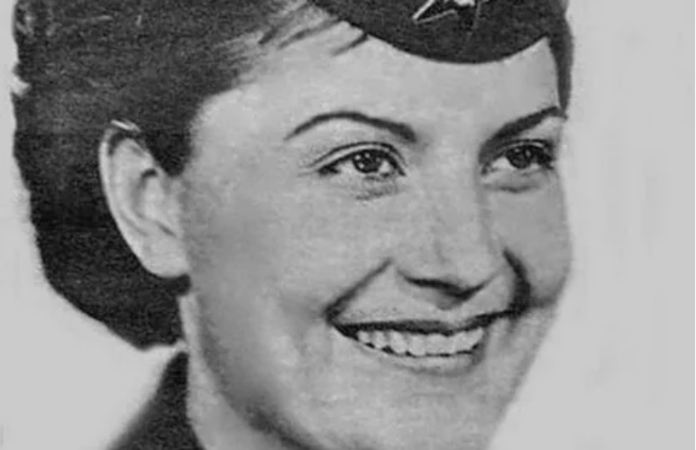 Евгения Гаркуша. Кадр из фильма "Пятый океан". 