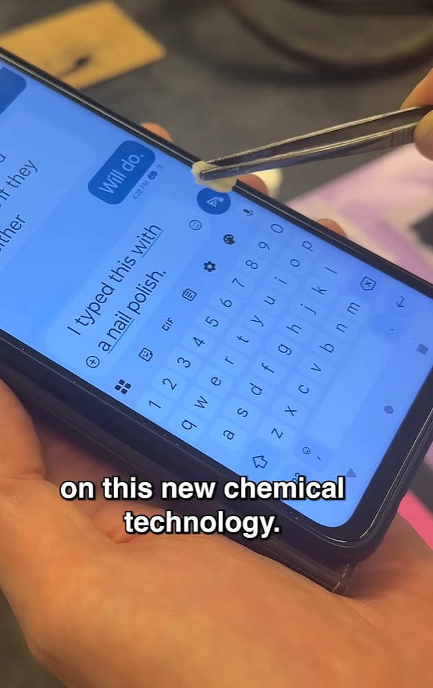    В основе технологии — комбинация таурина и этаноламина