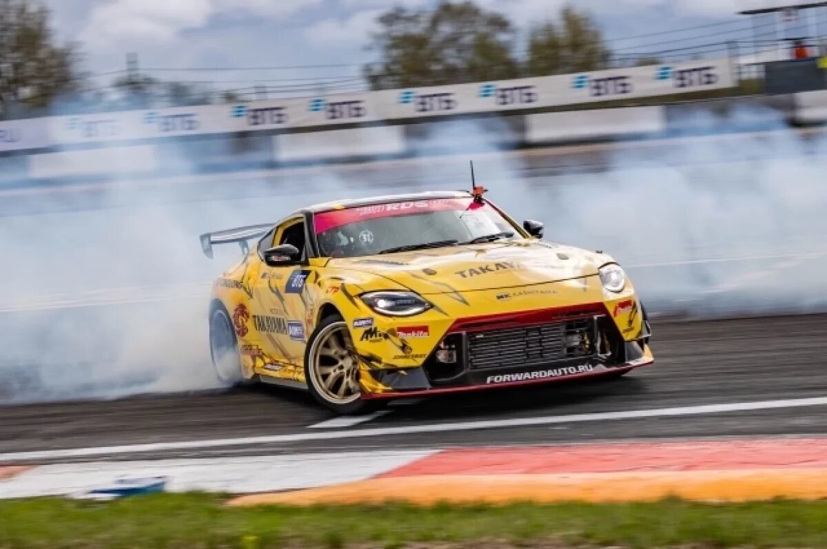    Гоночные машины команды могут выдавать до 1000 лошадиных сил