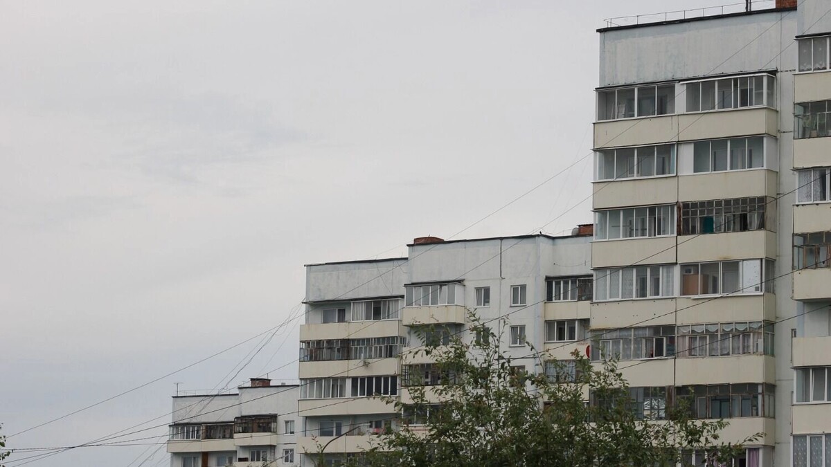    Владельцам квартир приходится идти на уступки при продаже жилья   1MI