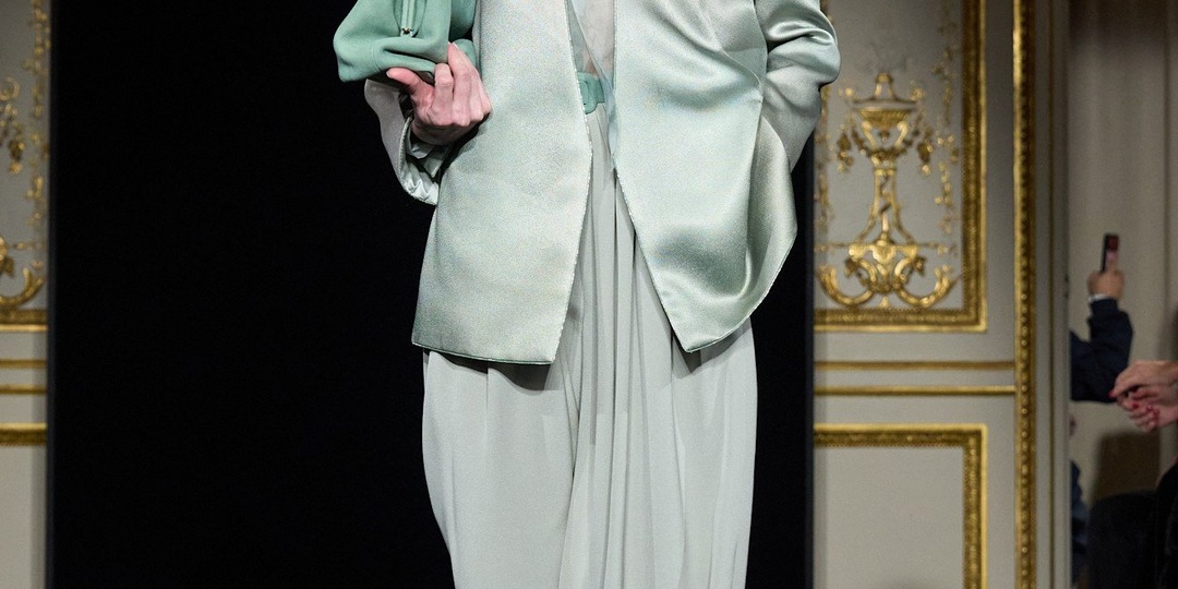 Armani Privé Весна 2026 Couture. Сделано в нефрите.