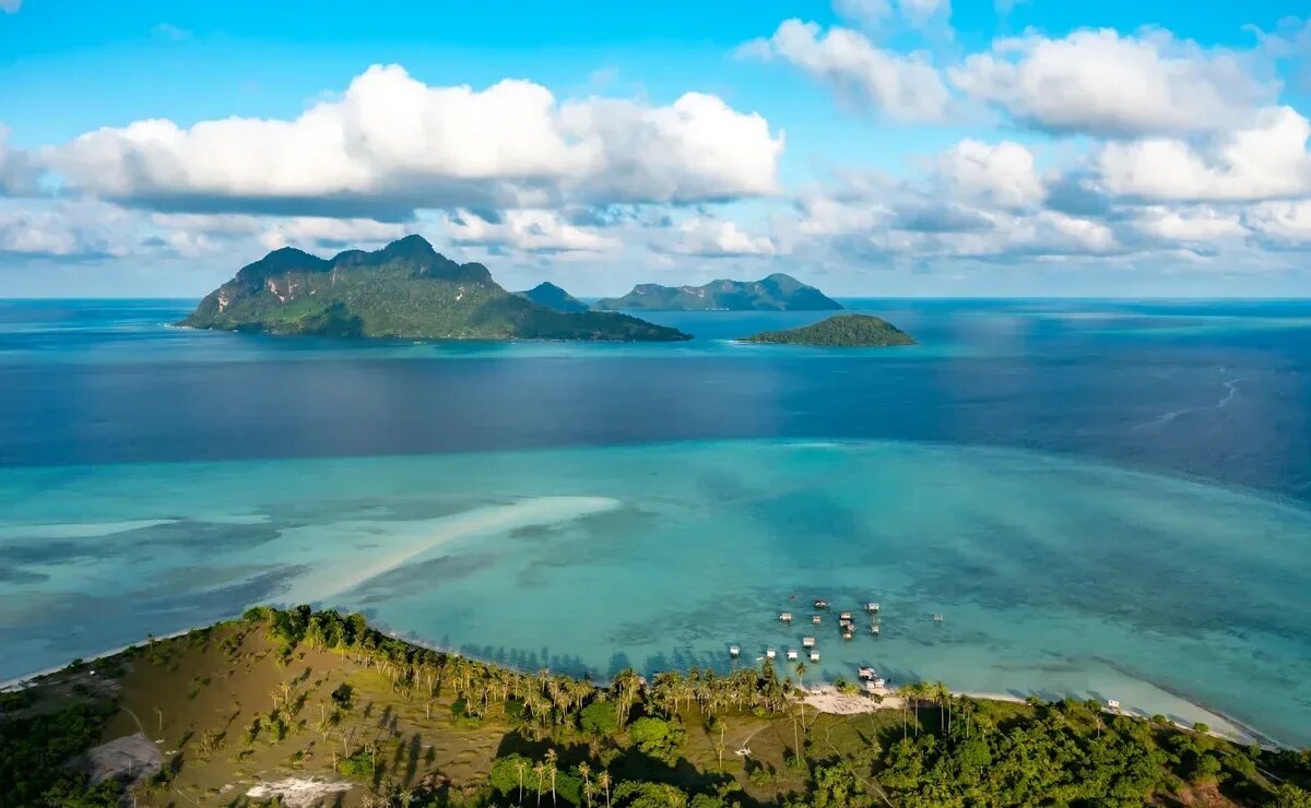    Семь оригинальных островов в Азии, где летом нет дождей