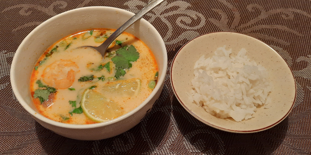 Как приготовить классический том ям: рецепт тайского супа с морепродуктами