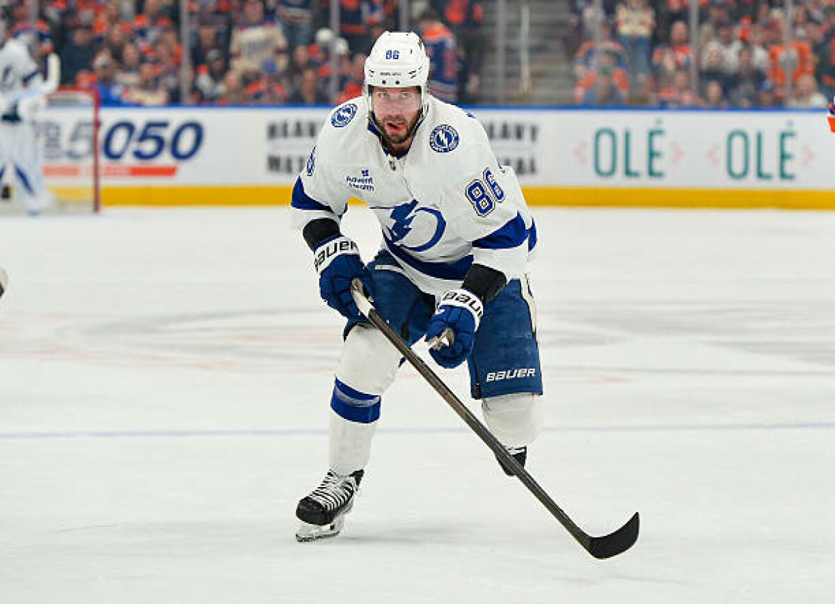     Главный тренер «Чикаго» обозначил отличие Кучерова от других игроков