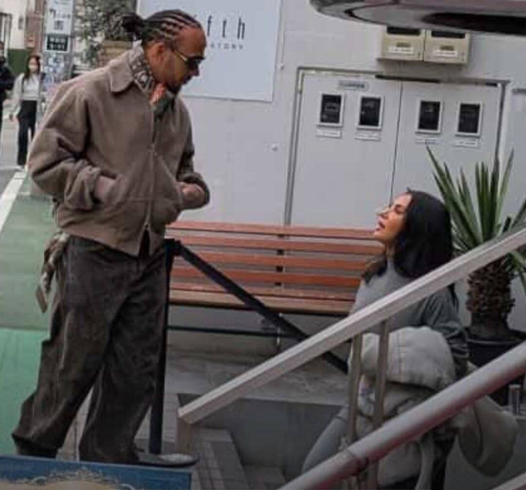 Ким Кардашьян и Льюис Хэмилтон в Токио 