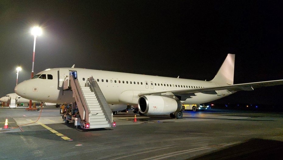    Борт авиакомпании Nesma Airlines в аэропорту Хельсинки-Вантаа 25 марта 2026 года. Финляндия. Автор фото: Береговая охрана Финского залива/x.com/merivartiosto