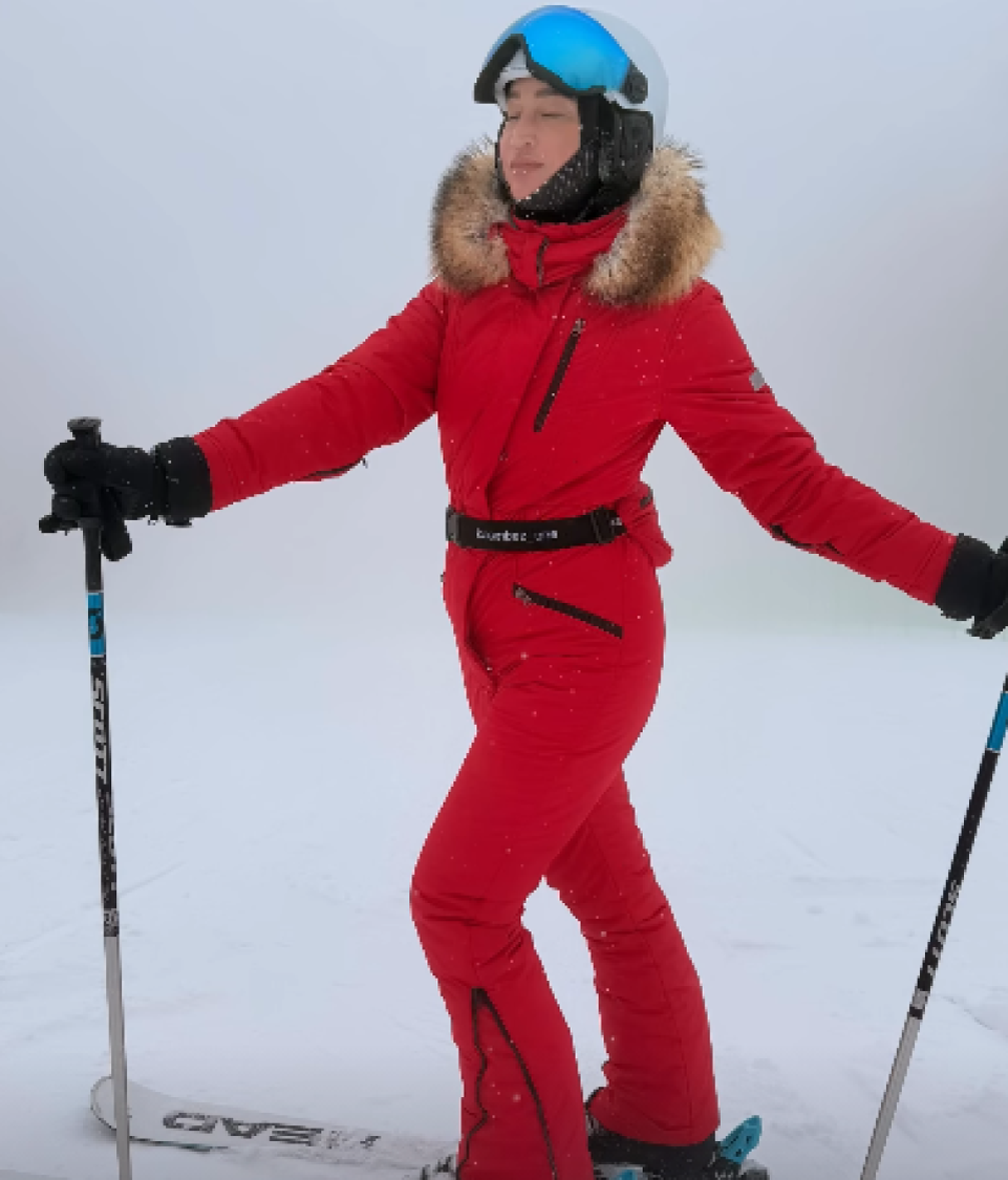    Ольга Бузова в Горном Алтае. Источник: inst/buzova86 *