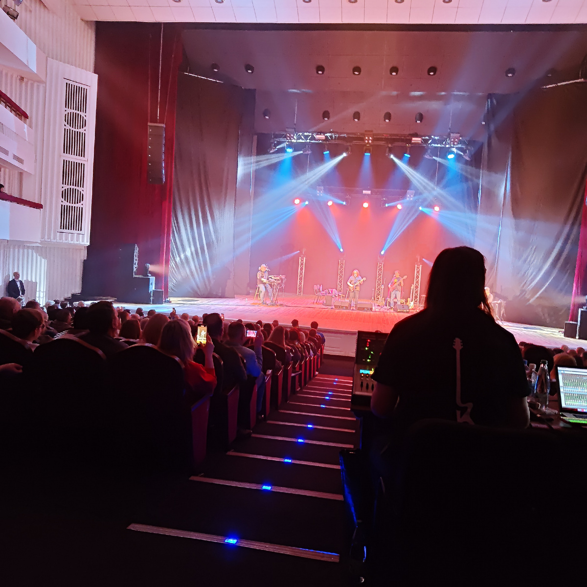 Фото с концерта.