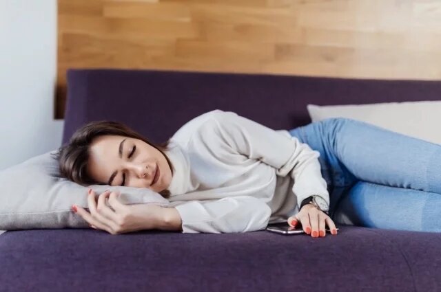    Вредно ли спать при свете?