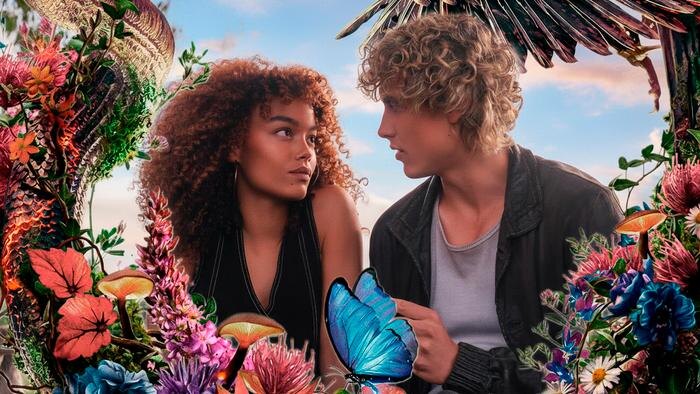 «Голодные игры» 2026: дата выхода, сюжет фильма и пасхалки из тизера. Обложка © Коллаж © Life.ru, фото © Кадр из фильма «Голодные игры: Рассвет жатвы», режиссёр Фрэнсис Лоуренс, сценаристы Билли Рэй, Сьюзен Коллинз, Майкл Лессли / Kinopoisk, © Wikipedia / Color Force / Lionsgate Films