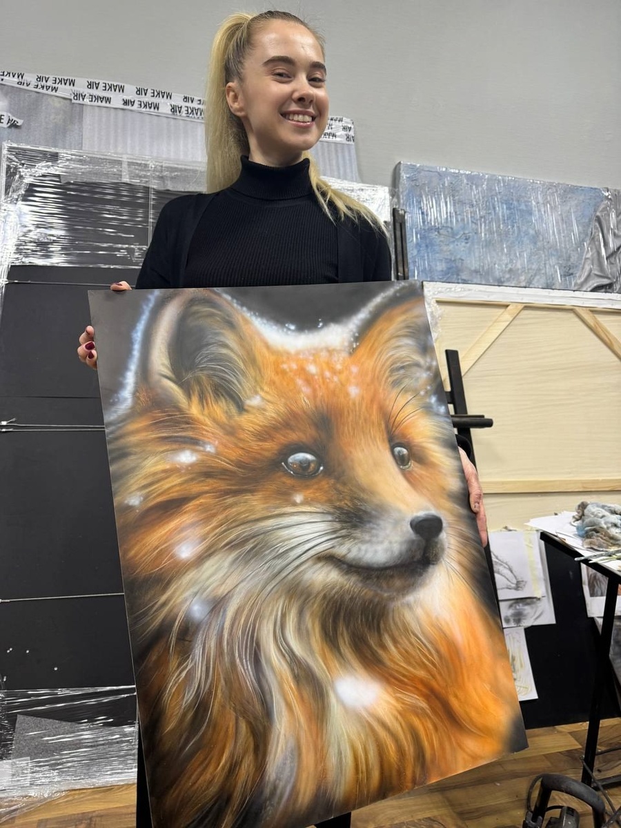 Большая картина аэрографом