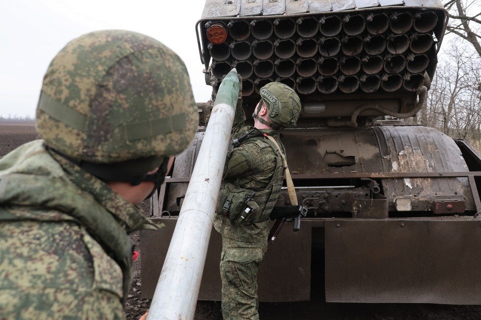    В России нарастает производство не только беспилотников, но и ракет. Более того, мы работает и впрок. Фото: Александр Полегенько/ТАСС