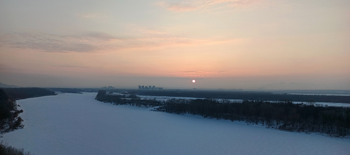 Наблюдение за закатом солнца с Висячего камня.