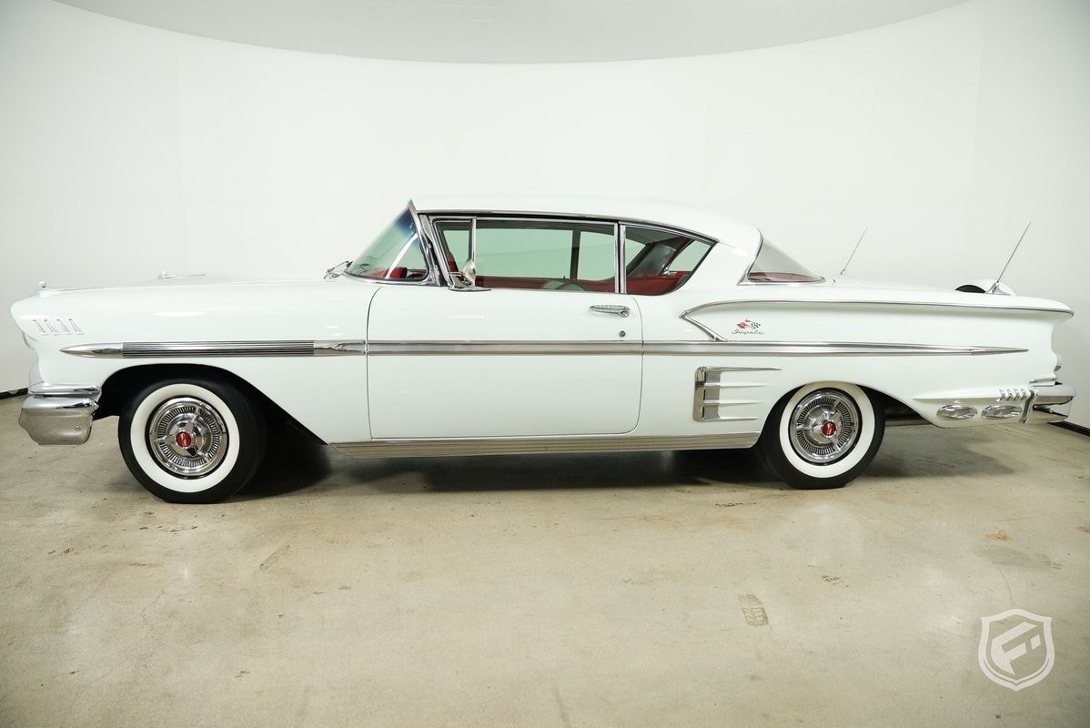    Chevrolet Impala изначально позиционировался как топовая версия Bel Air