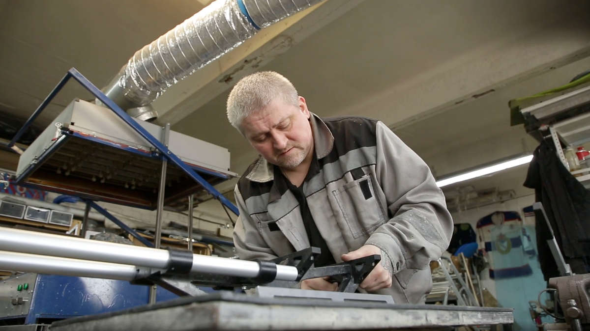 Алексей Гниленков, основатель компании Sledge Custom