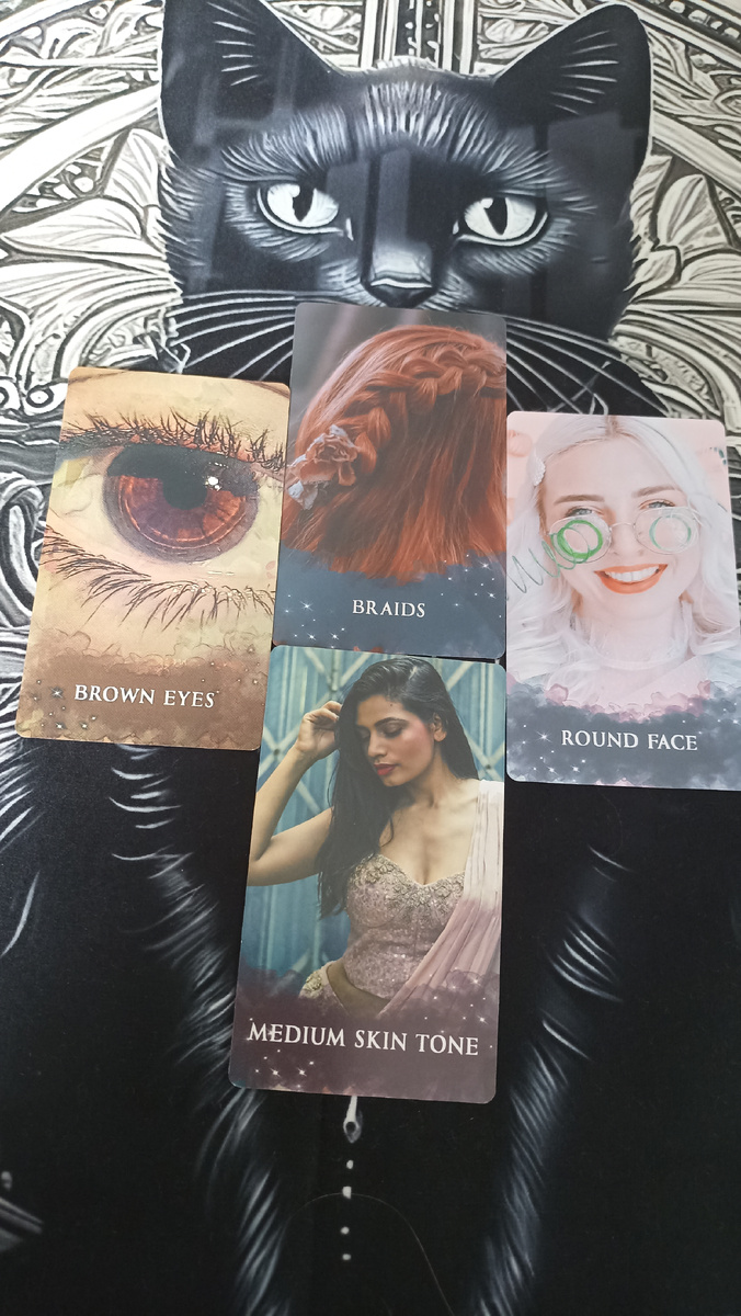 Расклад таро на тему: Кто надеется на то, что вы смените гнев на милость?