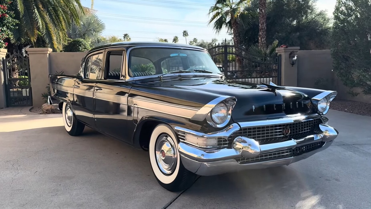 Packard Clipper 1957