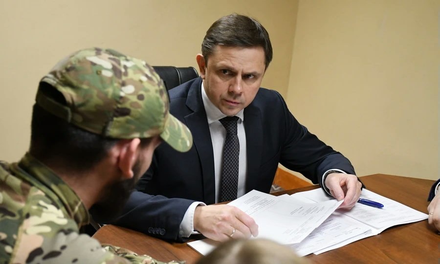 Орловский губернатор провёл очередной приём граждан по личным вопросам