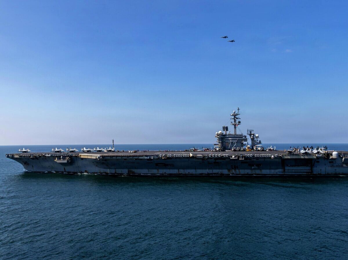    Американский авианосец "Авраам Линкольн" во время операции "Эпическая ярость" против Ирана | © Фото : U.S. Navy