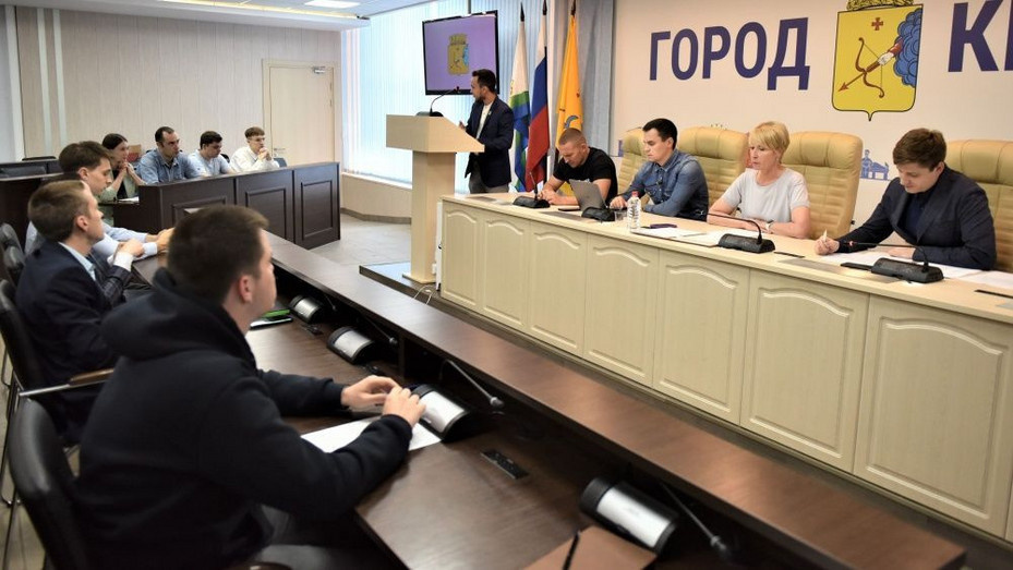 В Кирове набирают молодежный совет при главе города
