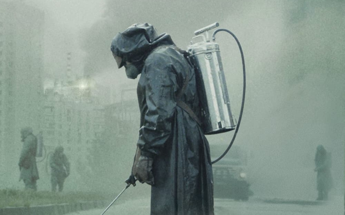 Постер сериала "Чернобыль"