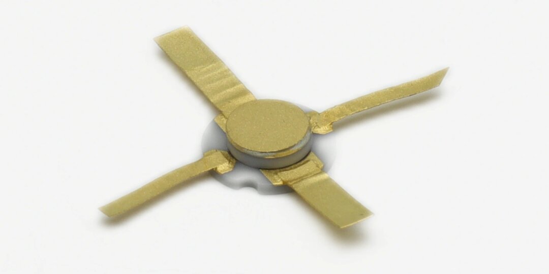 Обзор и анализ MSA-0520 широкополосный усилитель от Avago