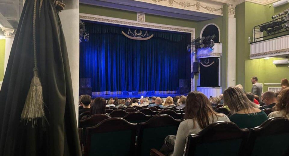    REGIONS/Евгения Макаренко