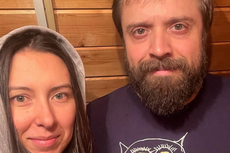     Жена родила дочь: актер сериала «Интерны» Александр Ильин-младший стал многодетным отцом