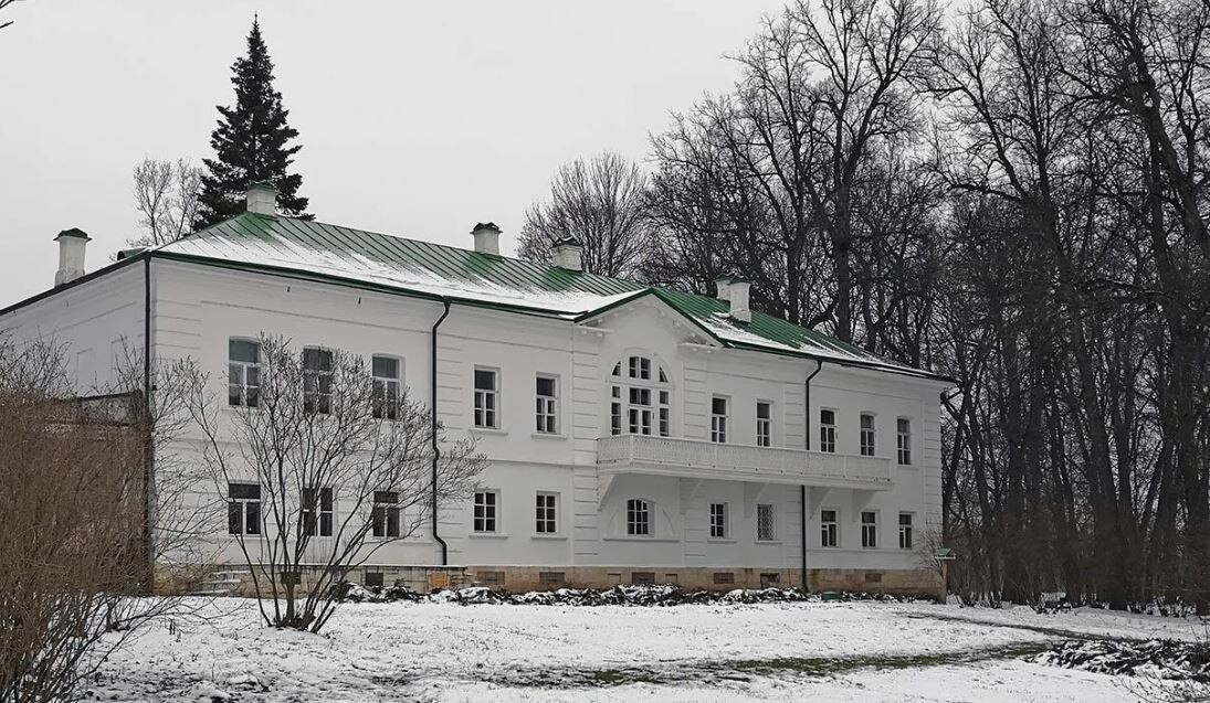 Мы увидели дом и усадьбу такими