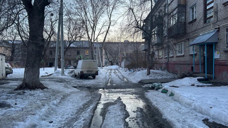     Что происходит в Барнауле во время весеннего таяния. Кристина Тарасова