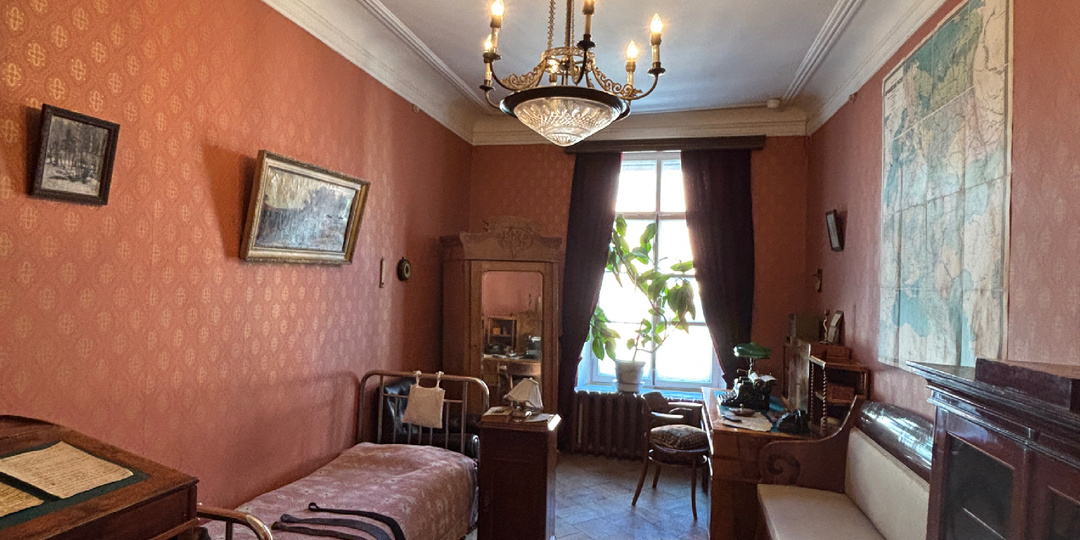 Музейный Петербург. Писательский неДоскреб и квартира Зощенко