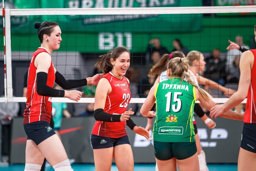 Бранка Тица (номер 23) стала самым резулььативным игроком первого матча полуфинальной серии