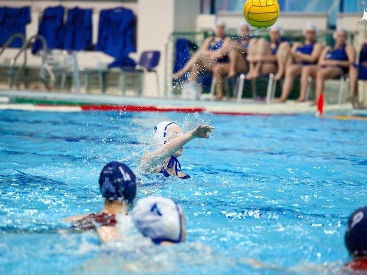     Фото: Ватерпольный клуб "КИНЕФ-Сургутнефтегаз"/ВК.